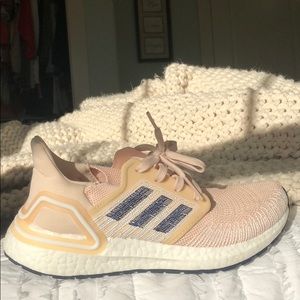 RARE nude/light pink Adidas Parley Ultraboost